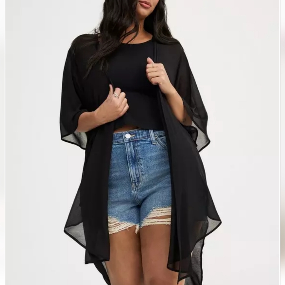 Torrid Black Sheer Shirt Tail Kimono Sz 2